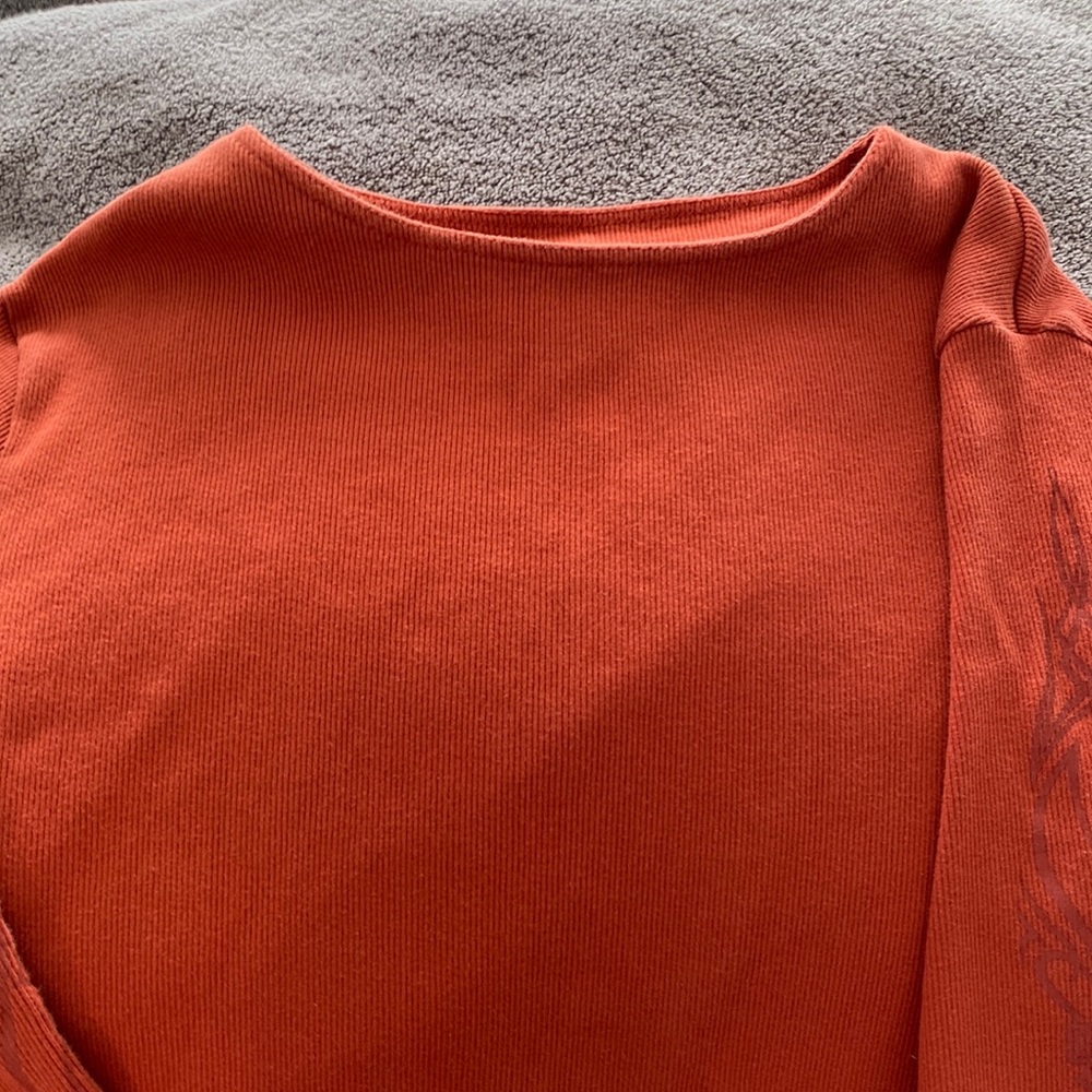 Women’s Harley Davidson shirt